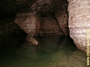 Один из ходов пещеры