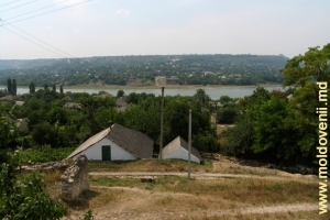 Вид на село Рашков и Днестр от костела