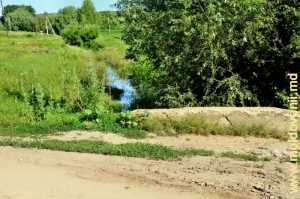 Мост над Ботной в селе Хородка, Яловень