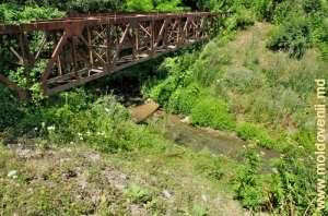 Ultimul pod peste Larga în apropiere de vărsarea acestuia în rîul Prut