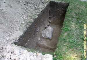 Еще один шурф, отрытый археологами в Рашкове
