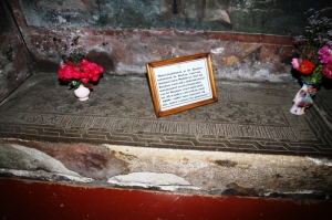 Piatra funerară la mormântul voeivodului Bogdan I