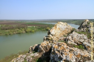 Устье реки Раковэц и Прут у села Корпач, Единец, апрель 2013 г.
