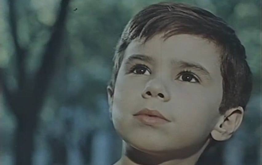 Кадр из кф "Человек идет за солнцем" (1961) 