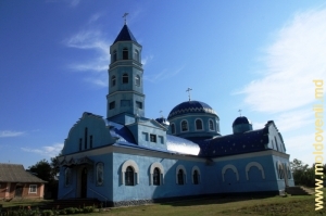 Церковь в селе, построенная по проекту Дм. Родина