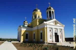 Biserica Sf. Alexandru Nevski de pe teritoriul cetăţii