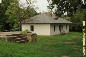 Casa-muzeu Mihai Eminescu de la Ipotești