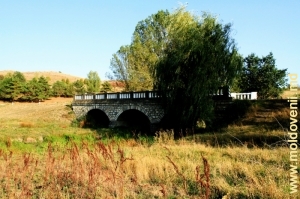 Podul peste Racovăţ în apropiere de s. Brînzeni, Edineţ