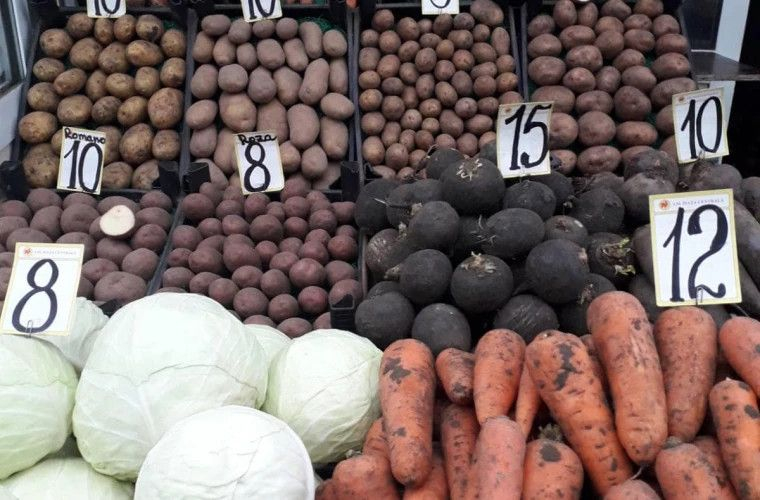 Pe piața fructelor și legumelor din Moldova se înregistrează o creștere a prețurilor