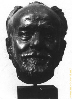Portretul sculptorului Lazăr Dubinovschi