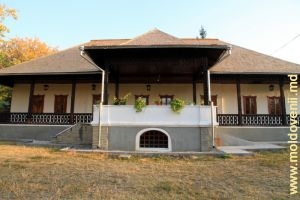 Vedere generală a Casei-muzeu „Alexandru Donici” 