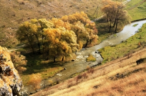 Вид на р. Раковэц со склона Брынзенского ущелья, Единец
