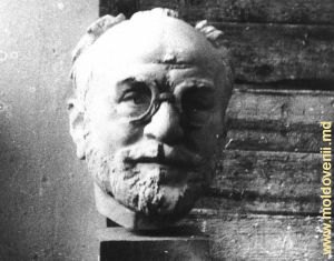 Portretul sculptorului Lazăr Dubinovschi
