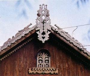 Coloana casei din lemn
