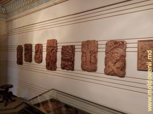 Expoziţia-concurs naţională a meşterilor cioplitori în lemn, ediţia a II-a