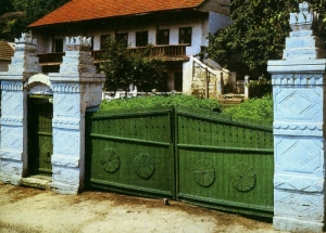 Деревянные ворота