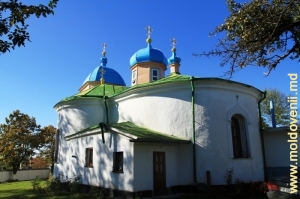 Церковь в селе Вэлчинец, Кэлэраш