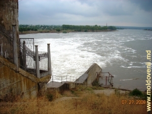 Гидроэлектростанция на реке, Дубэсарь