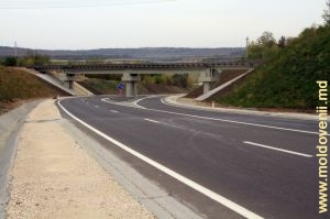 Noul pod feroviar de pe şoseaua Soroca, octombrie 2014