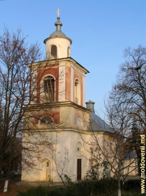Biserica de iarnă a Mănăstirii Hîrbovăţ - toamna, 2011
