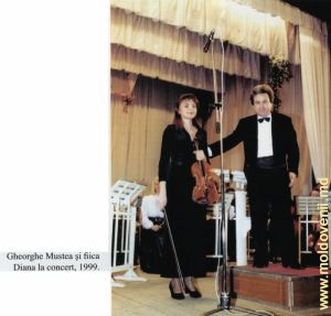 Георгий Мустя с дочерью Дианой на концерте, 1999 год