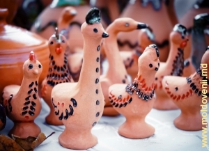 Jucării populare sunătoare din ceramica 