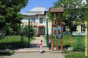 Художественная школа села Коржеуць