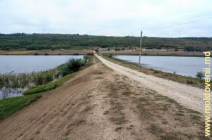 Lanțul de lacuri de acumulare de pe rîul Lăpușna între satele Pașcani și Lăpușna