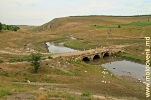 Каменный мост через Чухур у села Хородиште