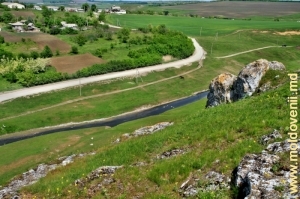 Дороги вдоль реки Каменка у села Бутешть, Глодень