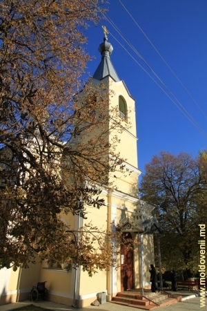 Летняя церковь монастыря Речула