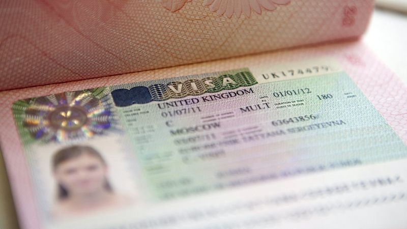 Marea Britanie înăsprește regulile privind acordarea vizelor