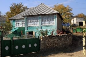 Case pitoreşti vechi tradiţionale în satul Jeloboc, Orhei