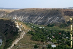 Часть Бутученского ущелья, вид с западной части правого склона ущелья