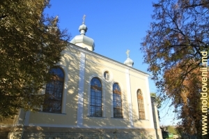 Летняя церковь монастыря Речула