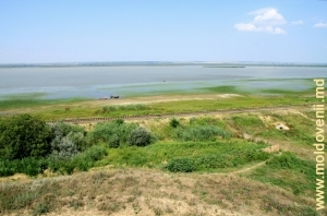 Lacul Rotunda de lîngă satul Manta, raionul Cahul