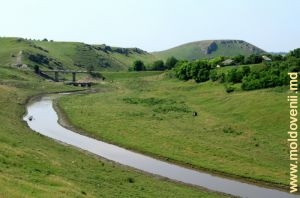 Valea rîului Ciuhur lîngă satul Horodiște, Rîșcani