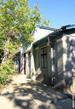 Дом Дм. Родина, построенный им в селе Чобурчиу (Чобручи)