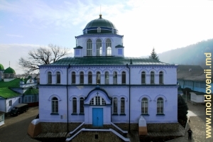 Летняя церковь монастыря Жапка, вид с колокольни, 2011