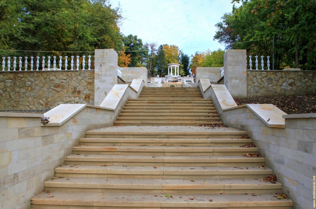 Лестницы в парках