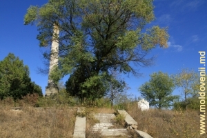 Complexul memorial Potiomkin de lîngă satul Rădenii Vechi, Ungheni